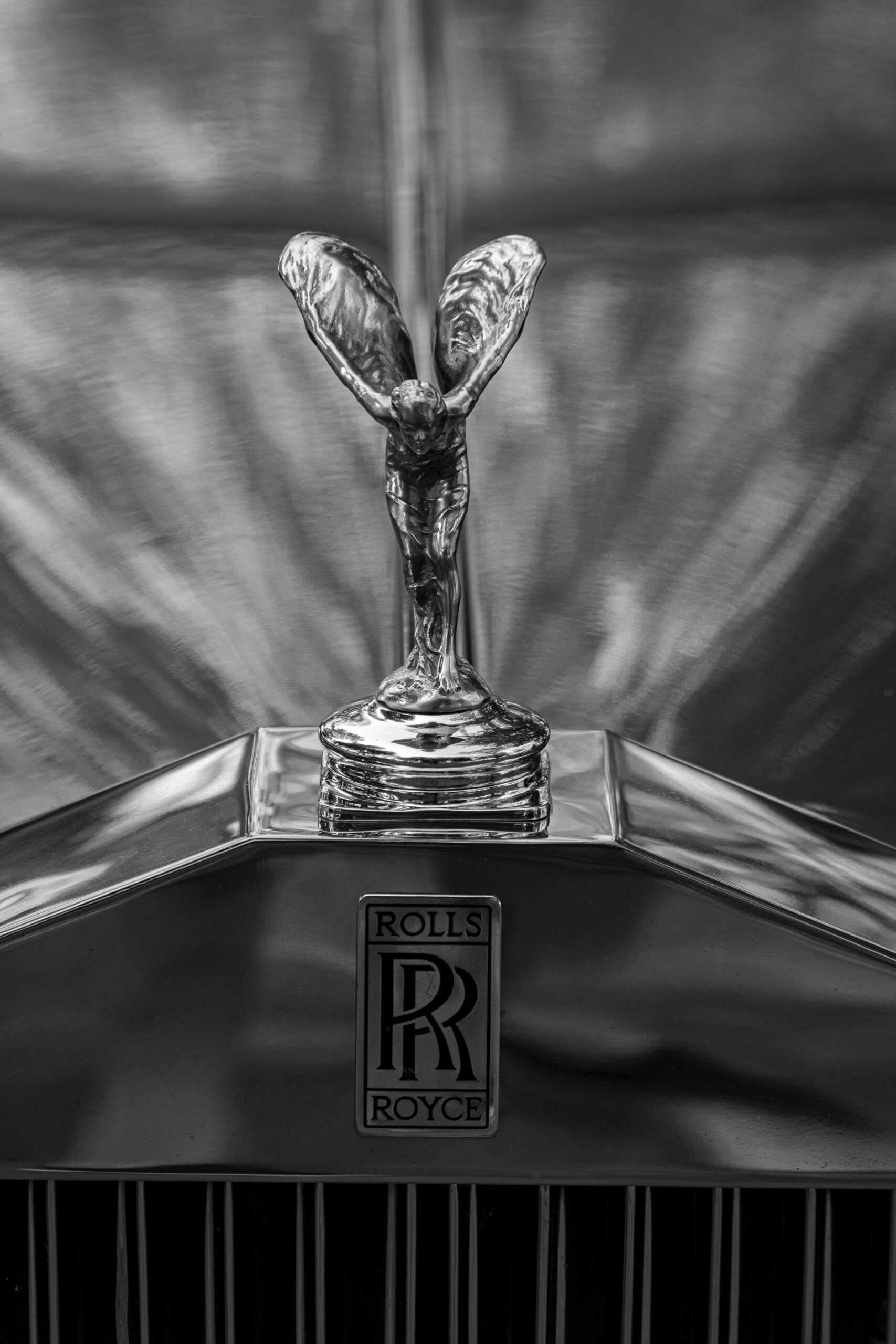 How-Rolls-Royce-Are-Made-logo